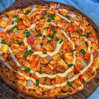 Flaming Paneer Pizza