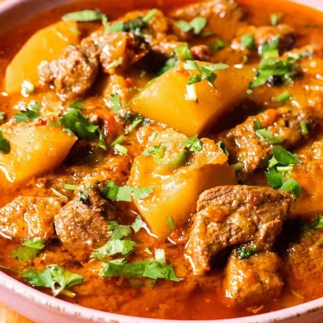 Aloo Gosht.