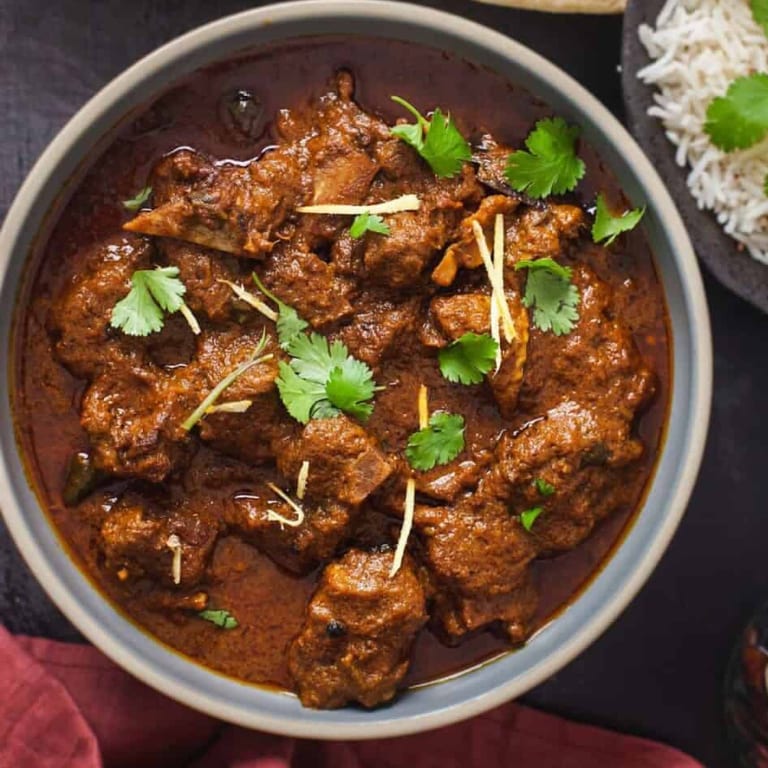 Explore Our Curry Selection