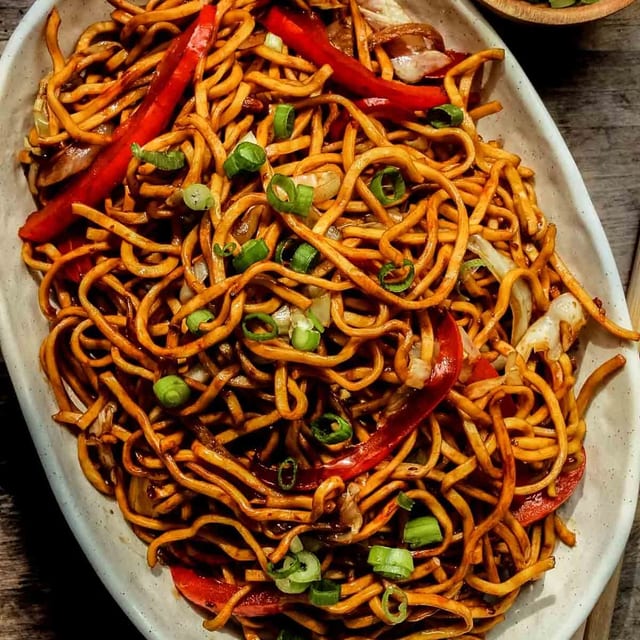 Vegetable Hakka Noodles.